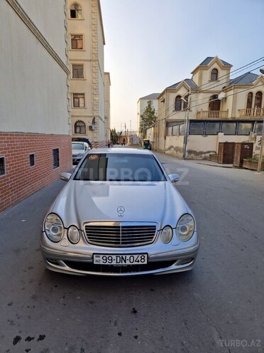 Mercedes E 220 2004, 365,000 km - 2.2 л - Bakı