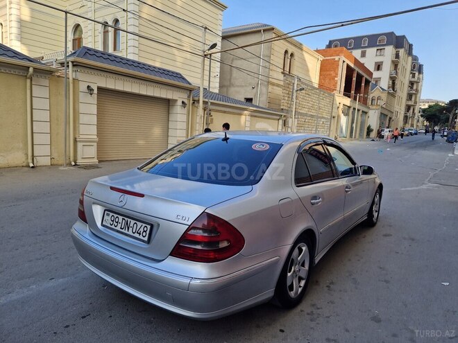 Mercedes E 220 2004, 365,000 km - 2.2 л - Bakı