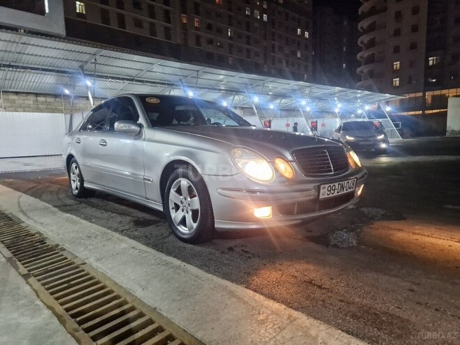 Mercedes E 220 2004, 365,000 km - 2.2 л - Bakı