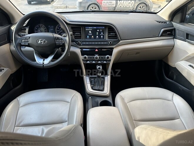 Hyundai Elantra 2019, 97,127 km - 2.0 l - Bakı