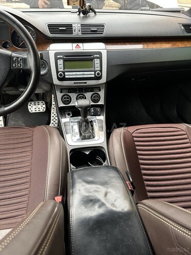 Volkswagen Passat 2006, 338,645 km - 2.0 l - Yevlax
