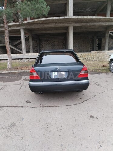 Mercedes C 220 1995, 384,000 km - 2.2 l - Gəncə