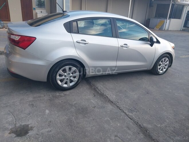 Kia Rio 2015, 130,000 km - 1.6 л - Bakı
