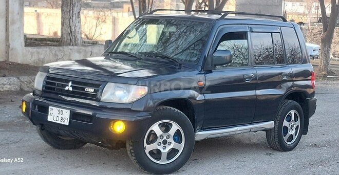 Mitsubishi Pajero io 1999, 245,000 km - 1.8 l - Bərdə