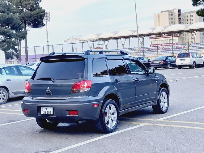 Mitsubishi Outlander 2002, 232,000 km - 2.4 l - Sumqayıt