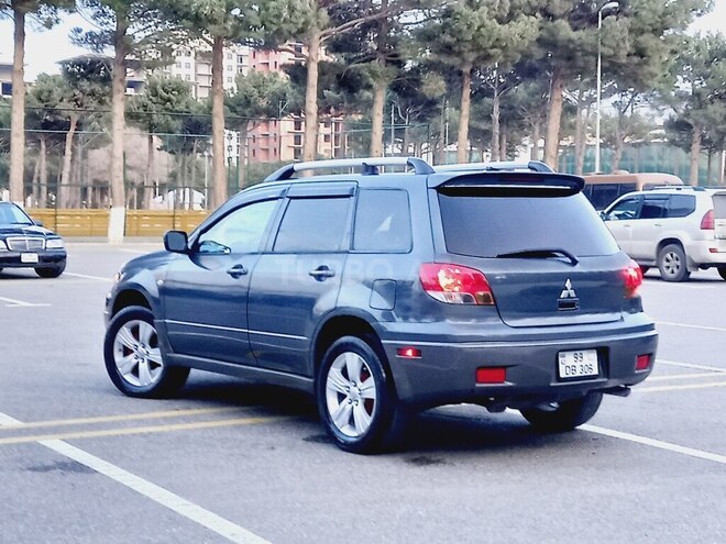 Mitsubishi Outlander 2002, 232,000 km - 2.4 l - Sumqayıt