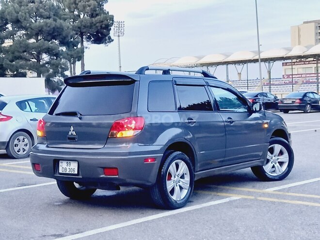 Mitsubishi Outlander 2002, 232,000 km - 2.4 l - Sumqayıt