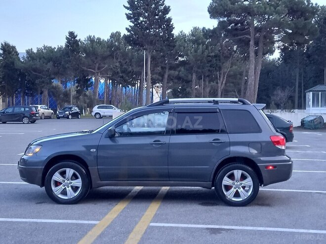 Mitsubishi Outlander 2002, 232,000 km - 2.4 l - Sumqayıt