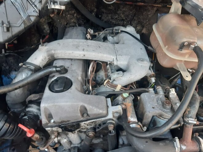 Mercedes 208 D 1995, 330,000 km - 2.3 l - Şəmkir
