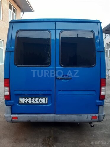 Mercedes 208 D 1995, 330,000 km - 2.3 l - Şəmkir
