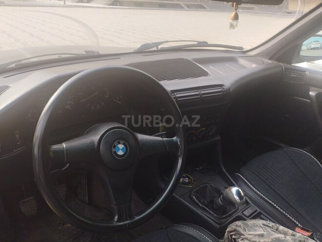 BMW 520 1989, 500,000 km - 2.0 l - Bakı