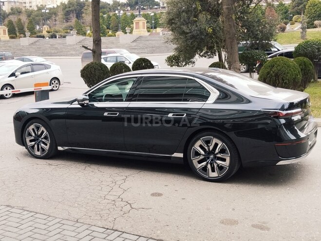 BMW 740 2023, 7,300 km - 3.0 l - Bakı