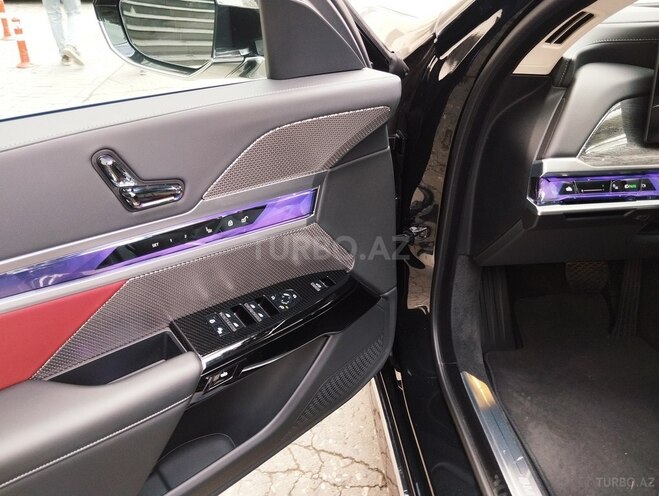 BMW 740 2023, 7,300 km - 3.0 l - Bakı