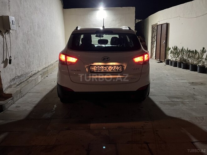Hyundai ix35 2013, 137,069 km - 2.0 л - Bakı