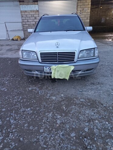 Mercedes C 240 1997, 350,000 km - 2.4 l - Xudat