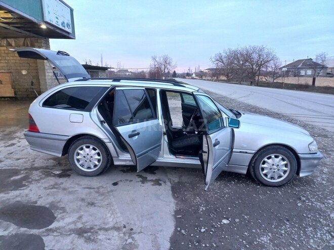 Mercedes C 240 1997, 350,000 km - 2.4 l - Xudat