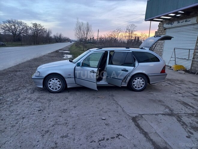 Mercedes C 240 1997, 350,000 km - 2.4 l - Xudat