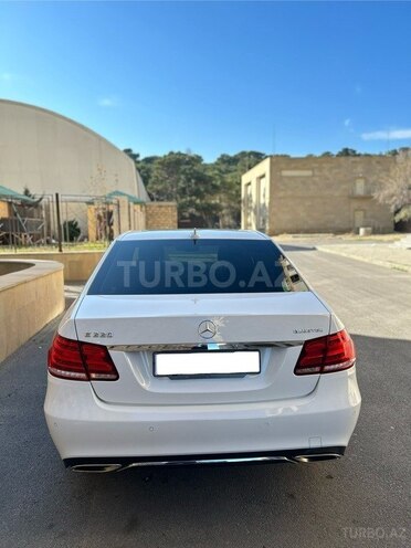 Mercedes E 220 2015, 167,000 km - 2.2 l - Bakı