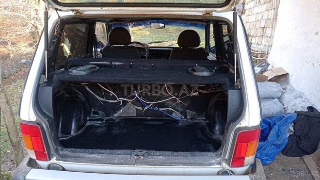 LADA (VAZ) Niva 2010, 190,000 km - 1.7 l - Lerik