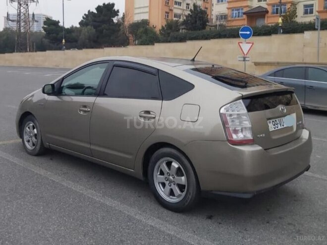 Toyota Prius 2007, 98,000 km - 1.5 l - 