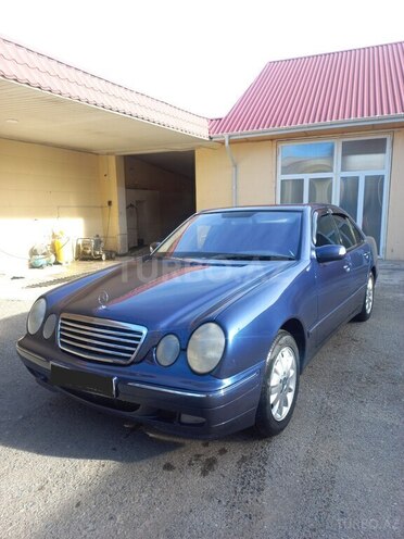 Mercedes E 270 2000, 650,000 km - 2.7 л - Gəncə