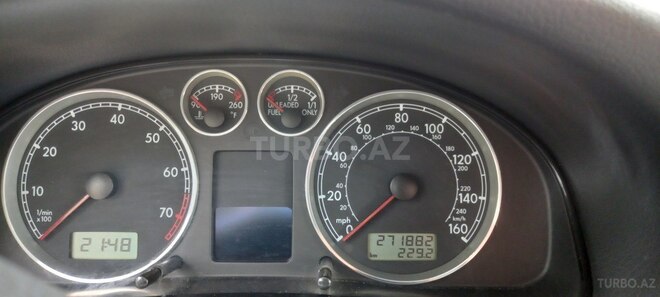 Volkswagen Passat 2001, 273,000 km - 1.8 l - Bakı