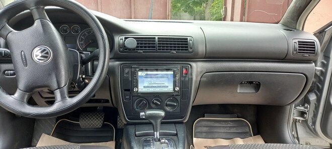 Volkswagen Passat 2001, 273,000 km - 1.8 l - Bakı