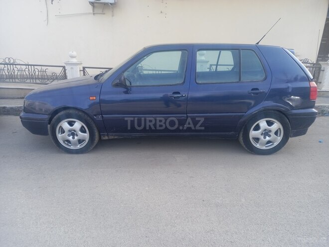 Volkswagen Golf 1993, 215,300 km - 2.0 l - Gəncə