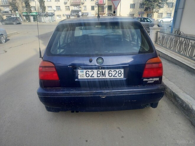 Volkswagen Golf 1993, 215,300 km - 2.0 l - Gəncə