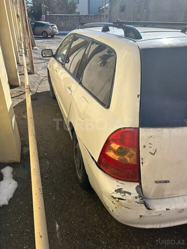 Toyota Corolla 2005, 365,478 km - 1.4 л - Bakı