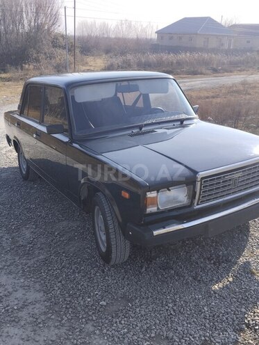 LADA (VAZ) 2107 2005, 99,000 km - 1.6 l - Ucar