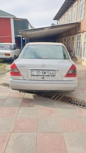Mercedes C 200 1997, 220,000 km - 2.0 l - Masallı