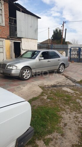 Mercedes C 200 1997, 220,000 km - 2.0 l - Masallı