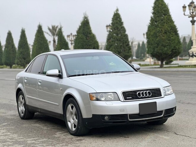 Audi A4 2003, 470,000 km - 1.8 л - Gəncə