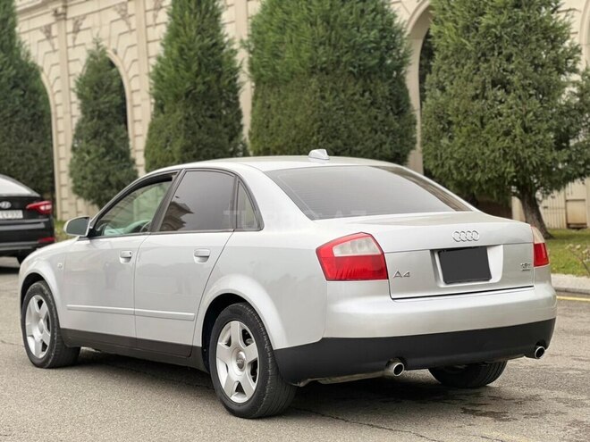Audi A4 2003, 470,000 km - 1.8 л - Gəncə