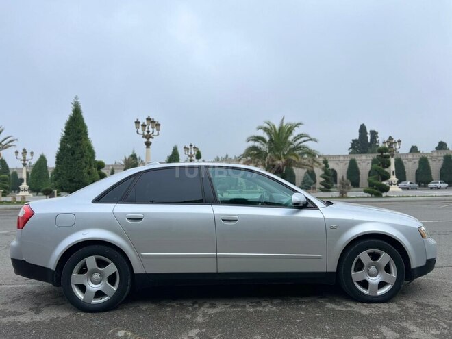 Audi A4 2003, 470,000 km - 1.8 л - Gəncə
