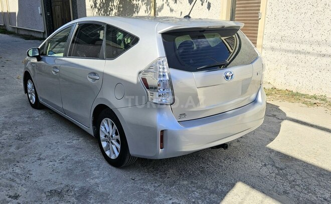 Toyota Prius V 2012, 341,181 km - 1.8 л - Bakı