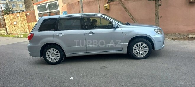 Mitsubishi Airtrek 2004, 170,000 km - 2.0 л - Bakı