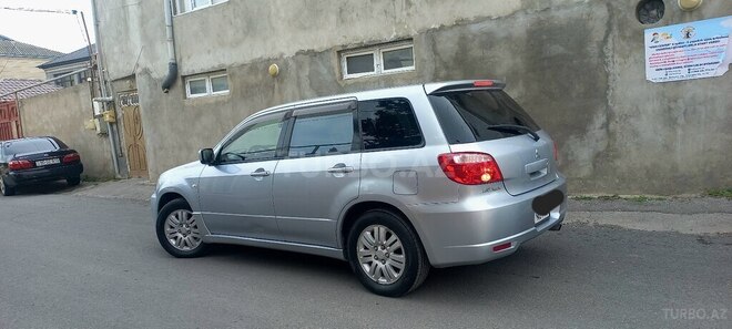 Mitsubishi Airtrek 2004, 170,000 km - 2.0 л - Bakı