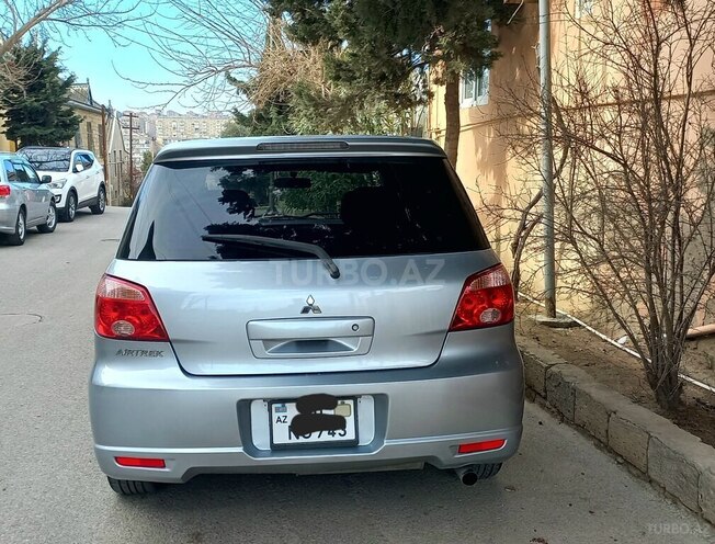 Mitsubishi Airtrek 2004, 170,000 km - 2.0 л - Bakı