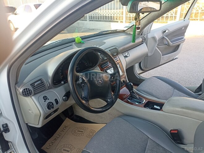 Mercedes C 200 2001, 333,000 km - 2.0 l - Bakı