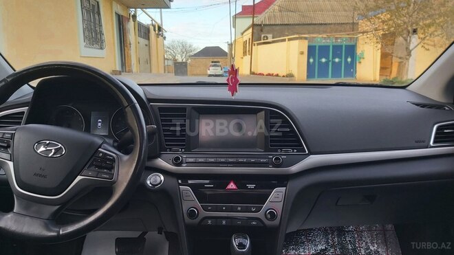 Hyundai Elantra 2018, 88,514 km - 2.0 л - Bakı