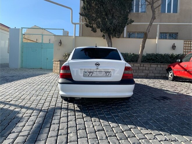 Opel Vectra 1996, 320,000 km - 1.6 l - Bakı