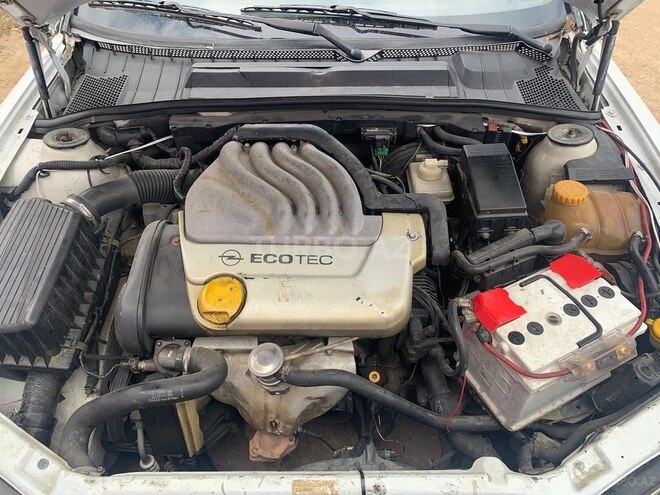 Opel Vectra 1996, 320,000 km - 1.6 l - Bakı