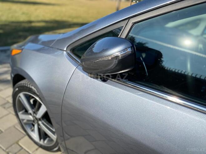Kia Cerato 2017, 38,000 km - 2.0 l - Bakı