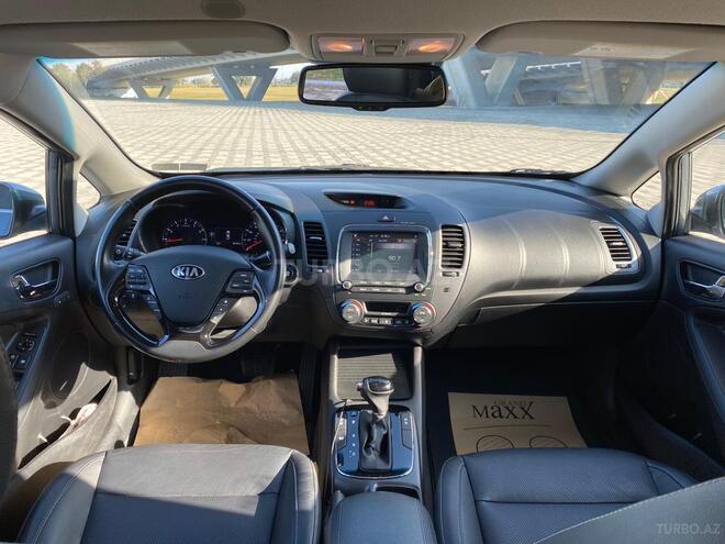 Kia Cerato 2017, 38,000 km - 2.0 l - Bakı