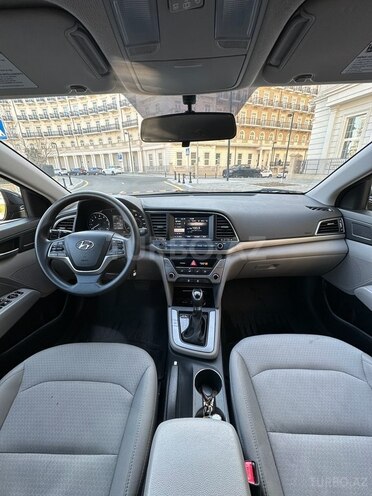 Hyundai Elantra 2016, 166,443 km - 2.0 l - Bakı