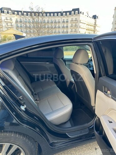 Hyundai Elantra 2016, 166,443 km - 2.0 l - Bakı