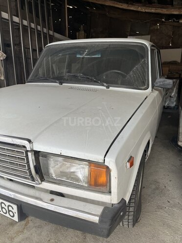 LADA (VAZ) 2107 2005, 120,500 km - 1.6 l - Quba