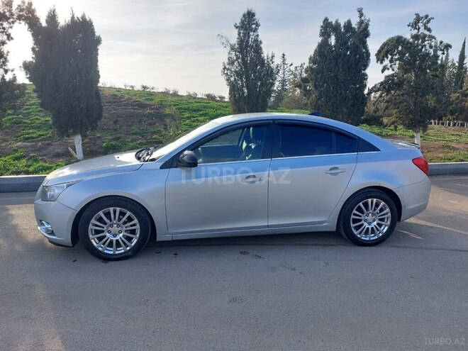 Chevrolet Cruze 2011, 223,658 km - 1.4 l - Şirvan